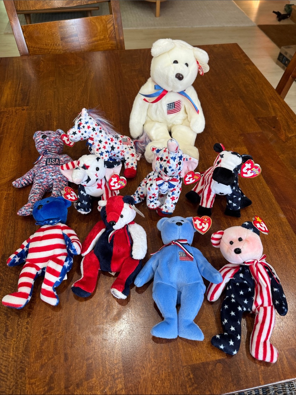 Lot of 10 Ty Beanie Babies Patriotic Collection. 9 beanie babies and 1 Buddy